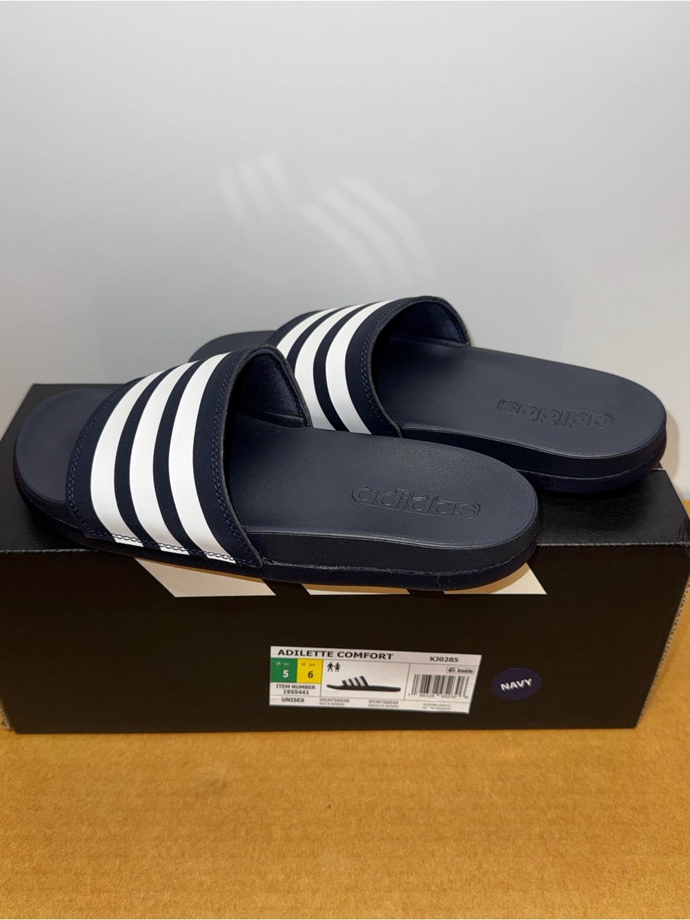 ADIDAS Adilette Comfort Unisex NAVY Stripe Slides Mens 5, Womens 6 New